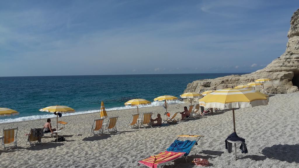 Le Roccette Mare Beach Hotel & Restaurant Tropea Eksteriør bilde